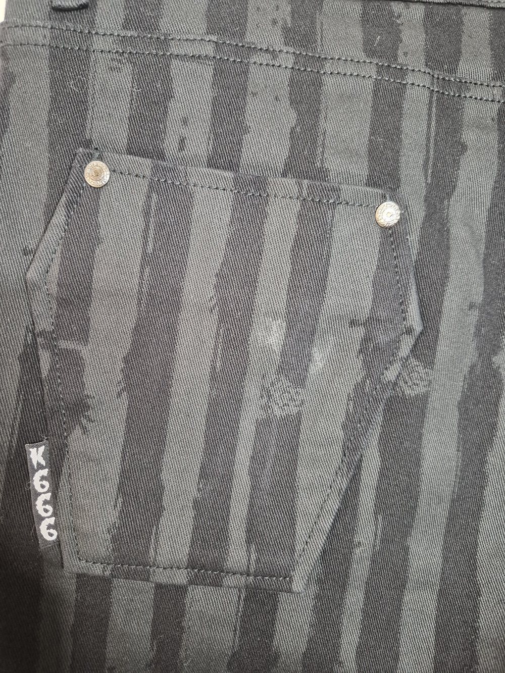 Kreepsville 666 Striped Coffin Pocket Raw Hem Shorts Goth Punk Mens Size 38 - Picture 11 of 12